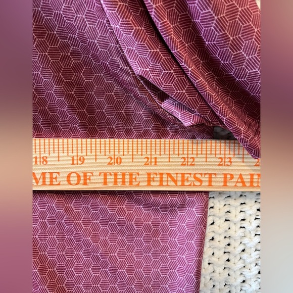 Tailor Byrd Performance Polo Burgundy Geometric Men’s L. - Picture 7 of 8